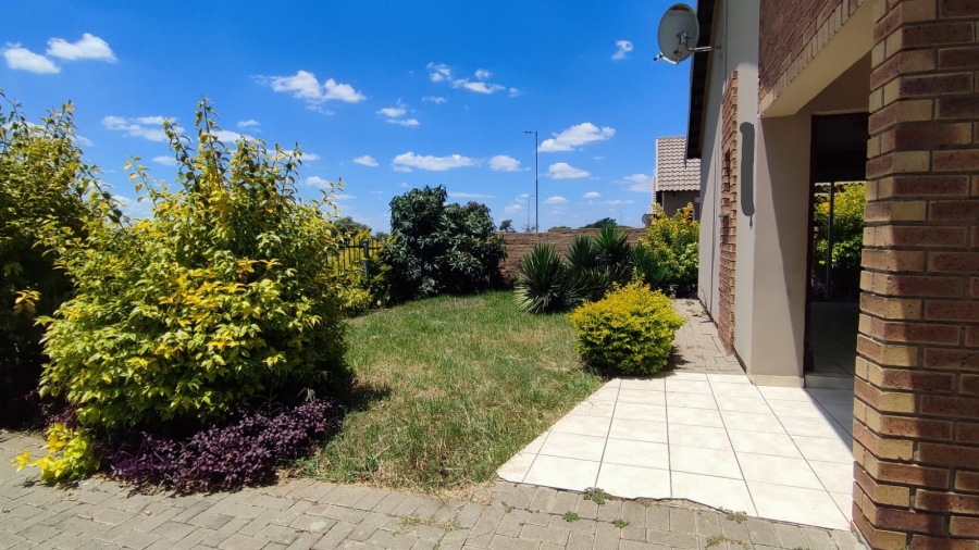 3 Bedroom Property for Sale in Waterkloof Hill Estate North West